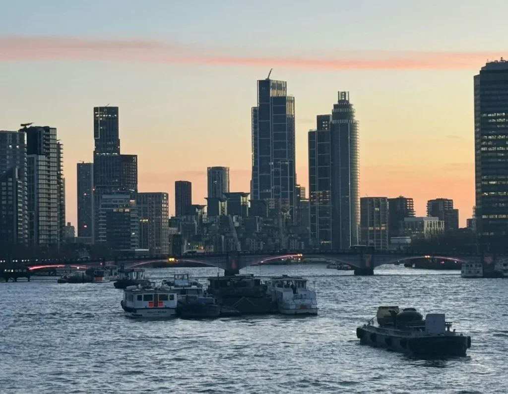 boat-parties-for-kingston-upon-thames-locals