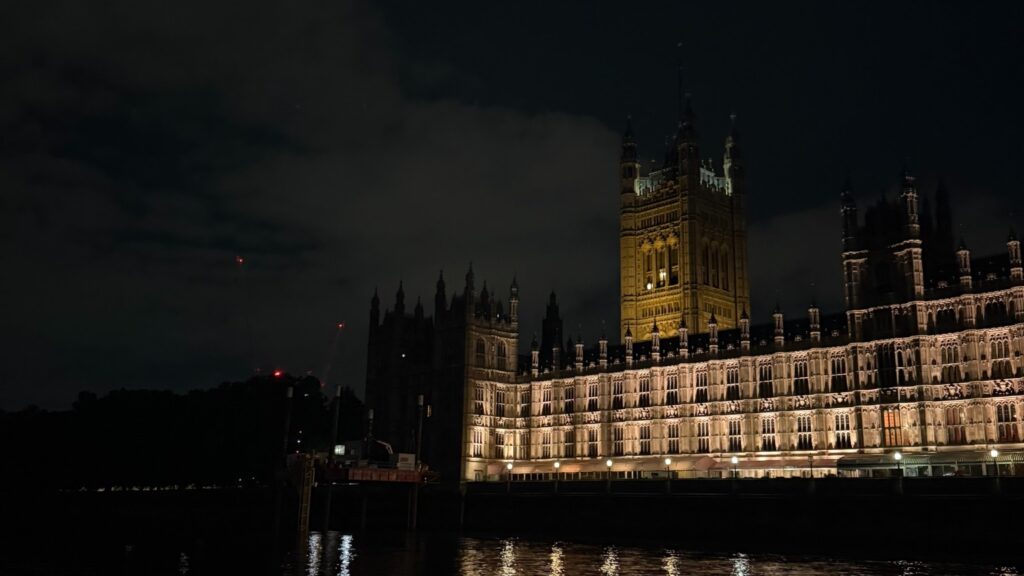 Westminster and Houses of Parliament Thames Cruise